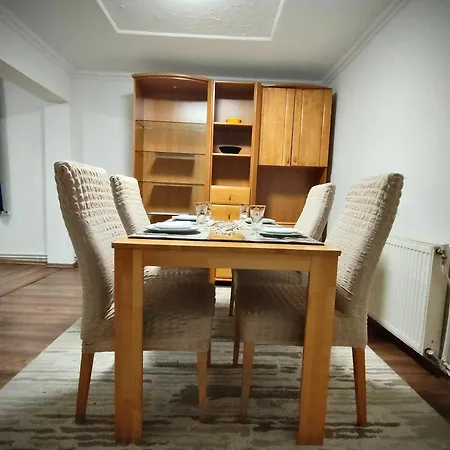 Cozy Ro Apartman *