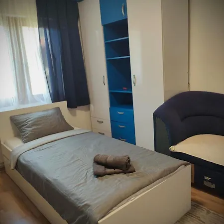 Cozy Ro